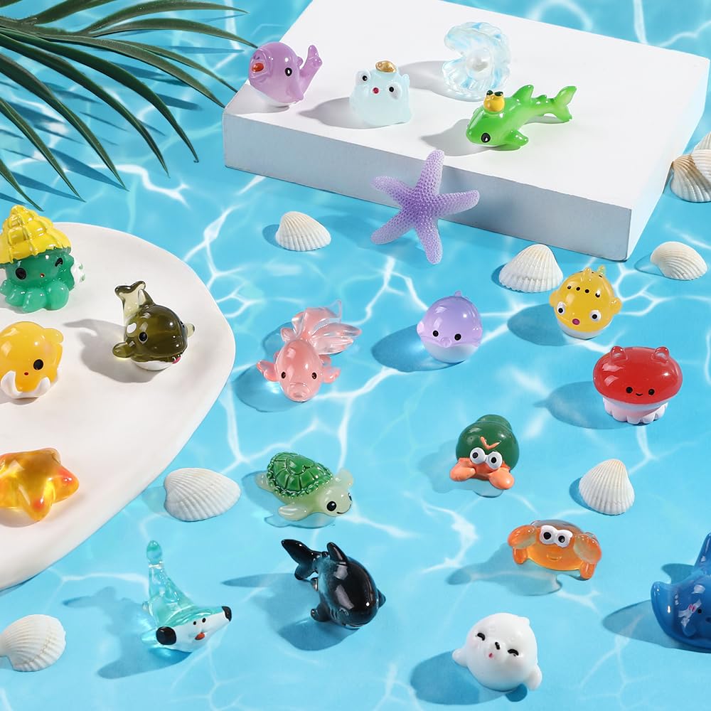 DIYDEC 40PCS Christmas Mini Ducks Figures Toys Miniature Resin Animal Decor