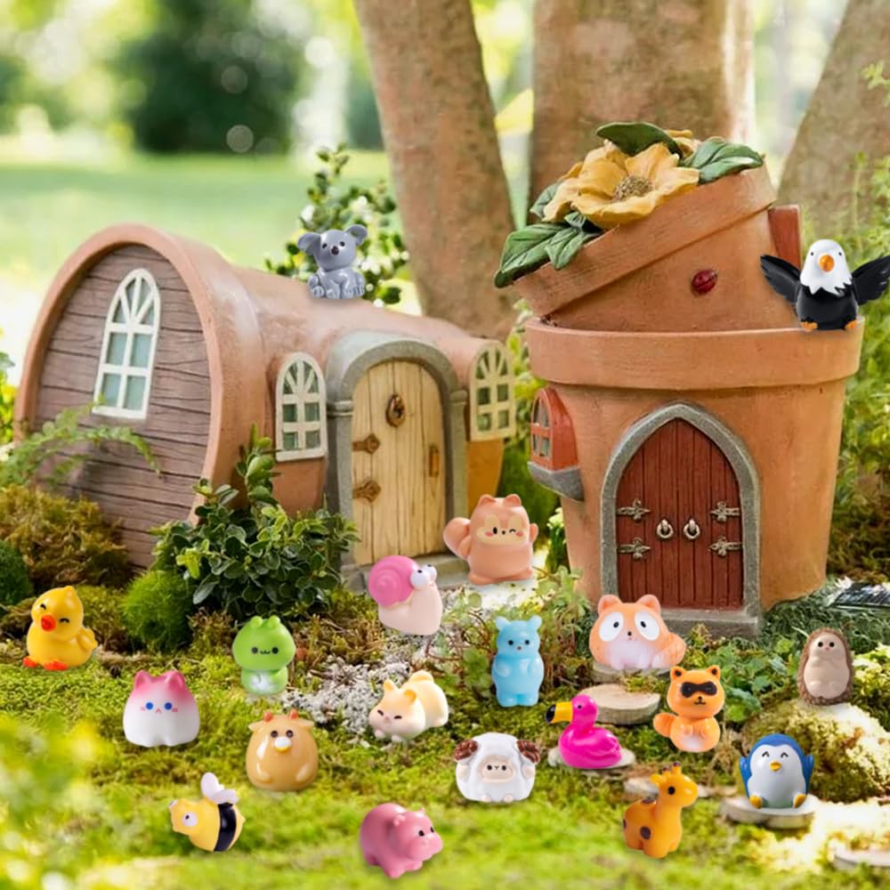 DIYDEC 40PCS Christmas Mini Ducks Figures Toys Miniature Resin Animal Decor