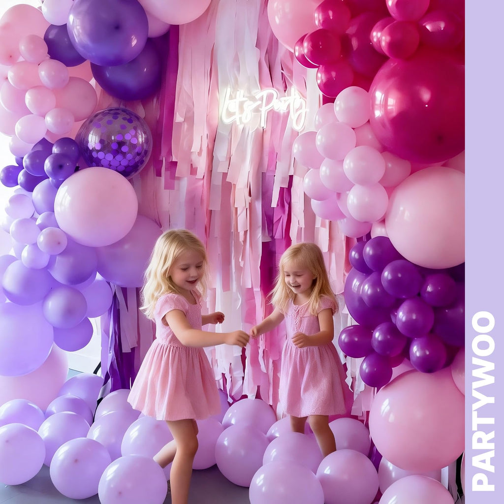 PartyWoo Christmas Balloons 66pcs Santa Xmas Tree Candy Cane Foil Balloons