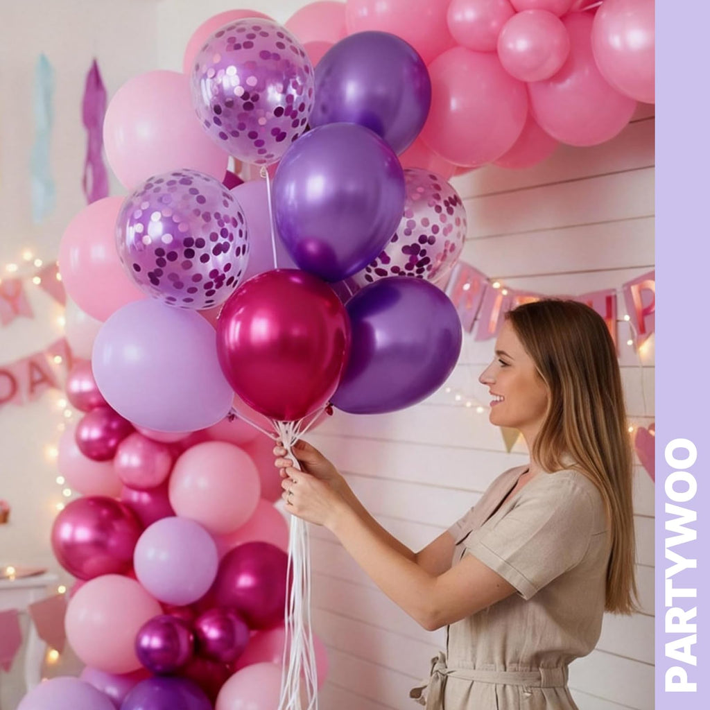 PartyWoo Christmas Balloons 66pcs Santa Xmas Tree Candy Cane Foil Balloons