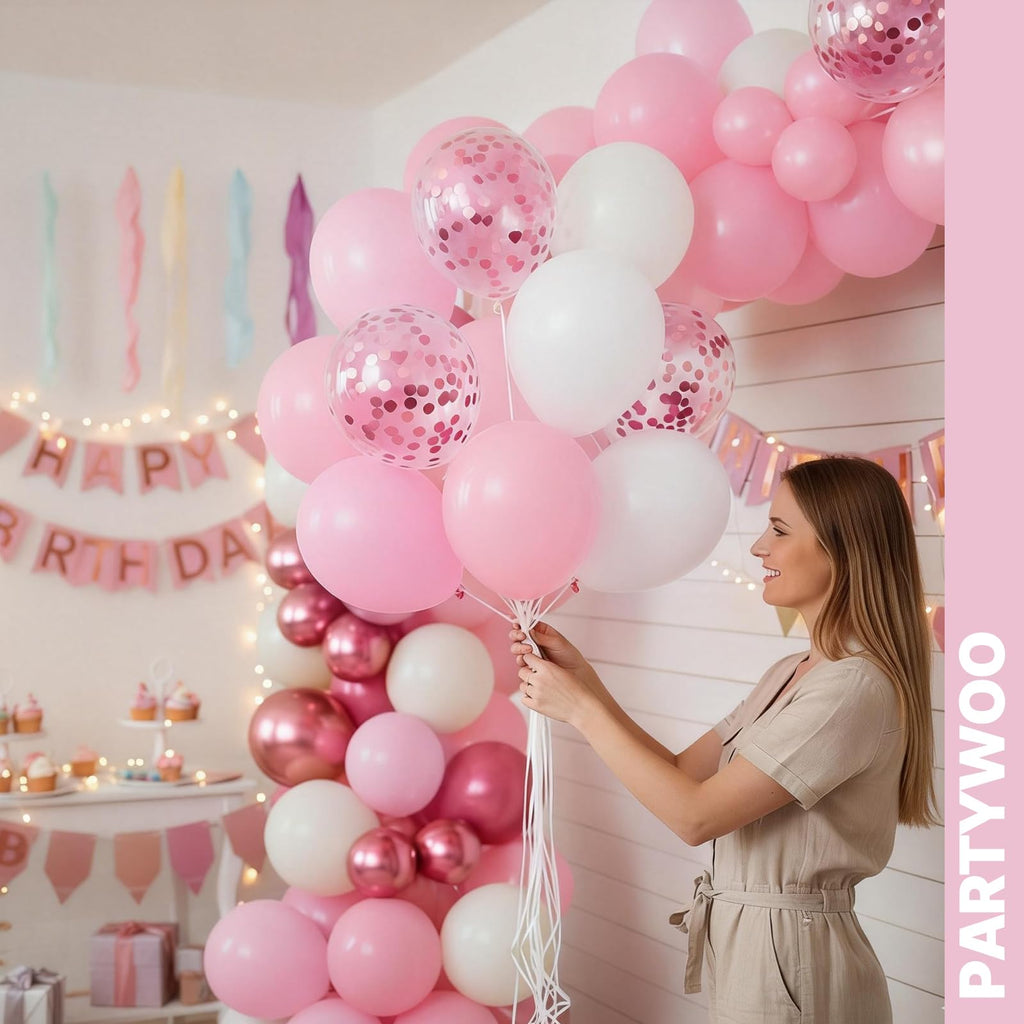 PartyWoo Christmas Balloons 66pcs Santa Xmas Tree Candy Cane Foil Balloons
