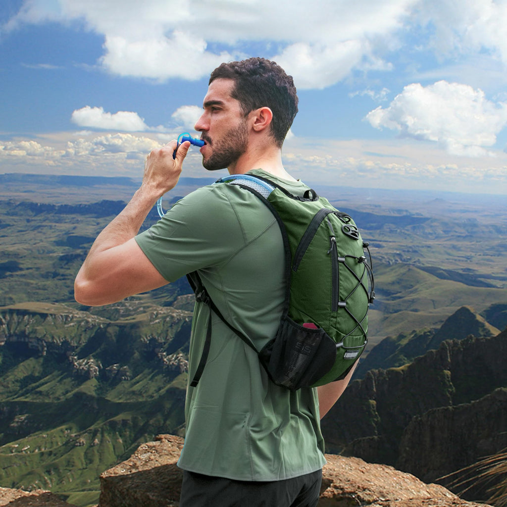Lightweight Hydration Backpack, Running Backpack with 2L Water Bladder