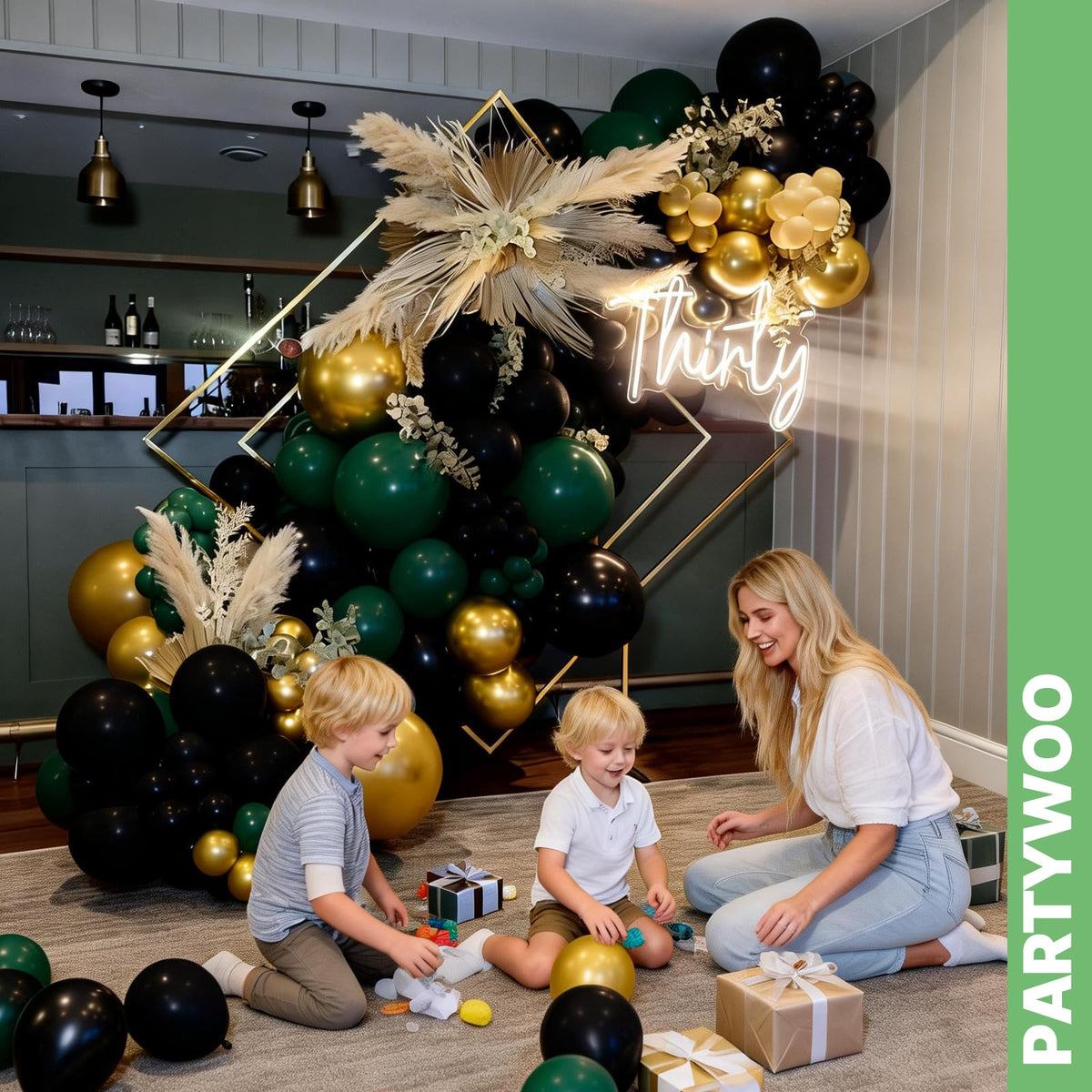 PartyWoo Christmas Balloons 66pcs Santa Xmas Tree Candy Cane Foil Balloons