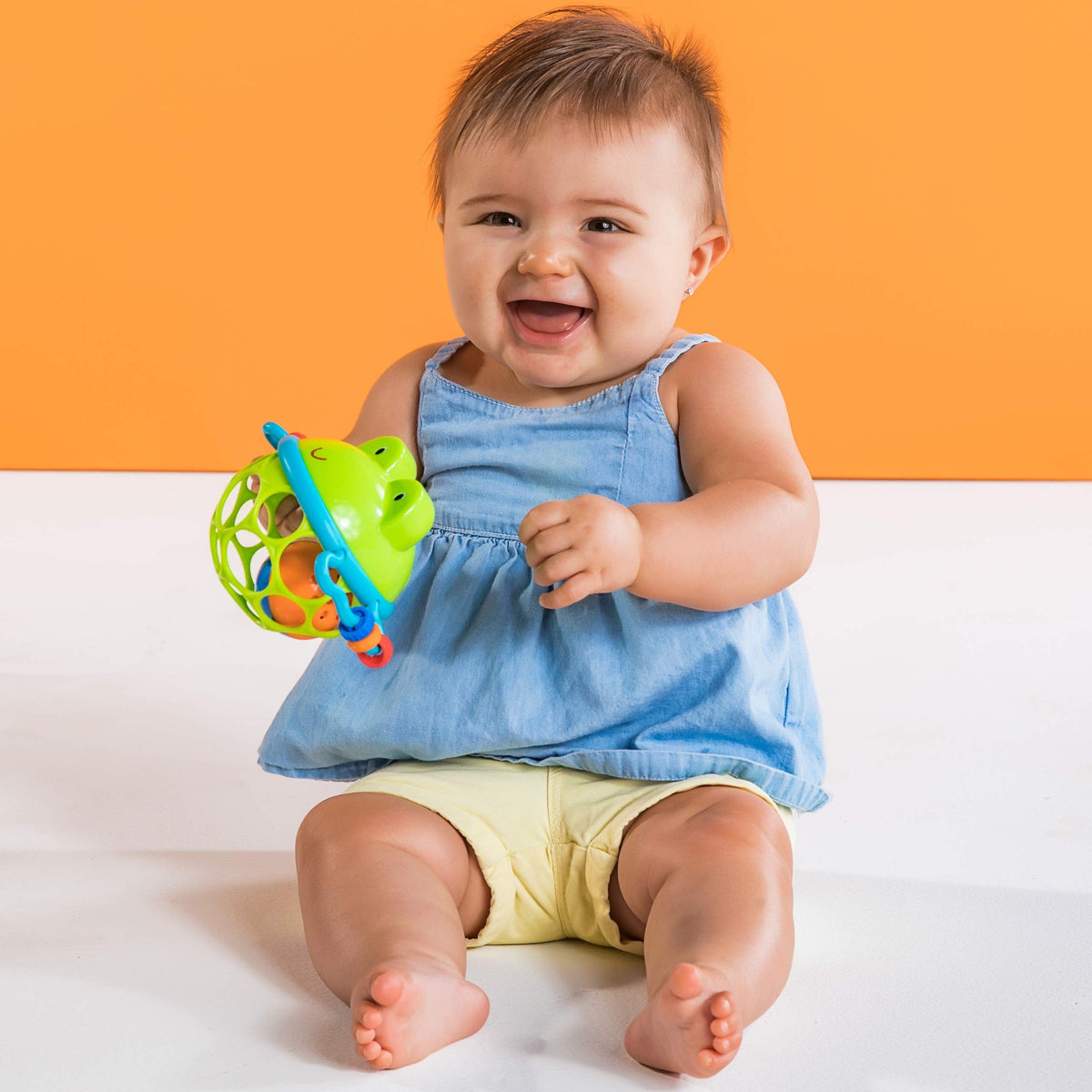 Bright Starts Oball Easy Grasp Classic Ball BPA-Free Infant Toy in Red, Yellow, Green, Blue, Age Newborn and up, 4 Inches