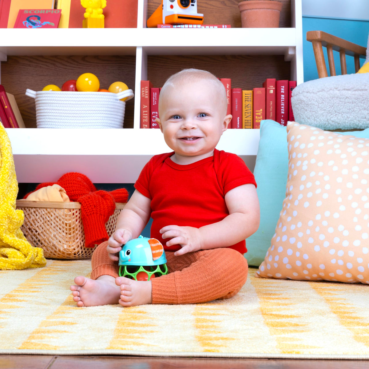 Bright Starts Oball Easy Grasp Classic Ball BPA-Free Infant Toy in Red, Yellow, Green, Blue, Age Newborn and up, 4 Inches
