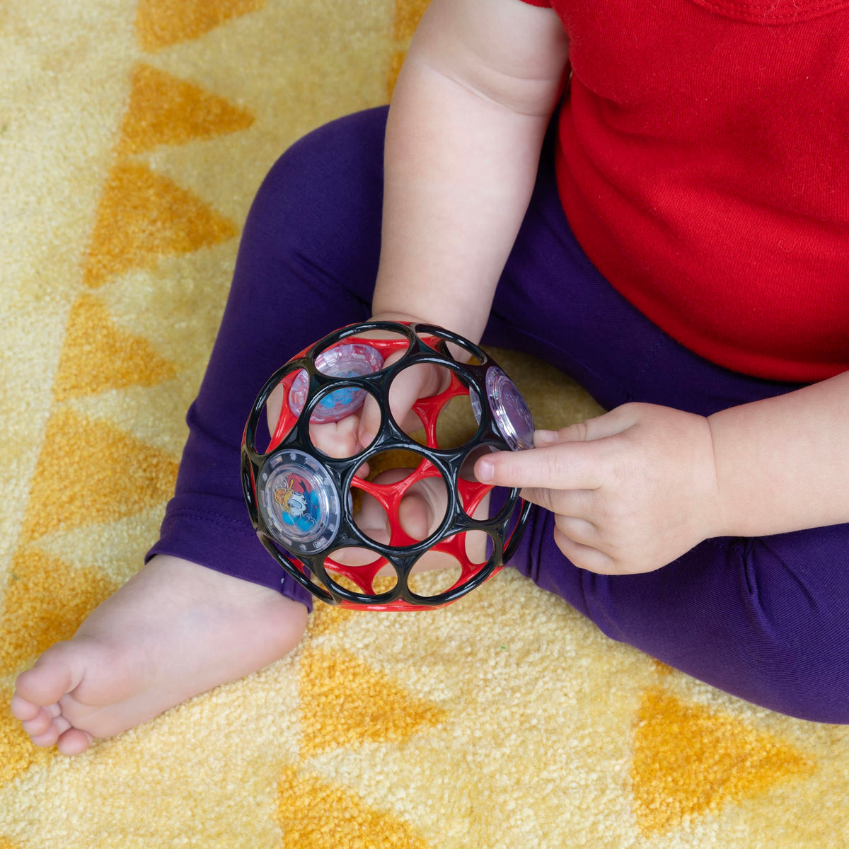 Bright Starts Oball Easy Grasp Classic Ball BPA-Free Infant Toy in Red, Yellow, Green, Blue, Age Newborn and up, 4 Inches